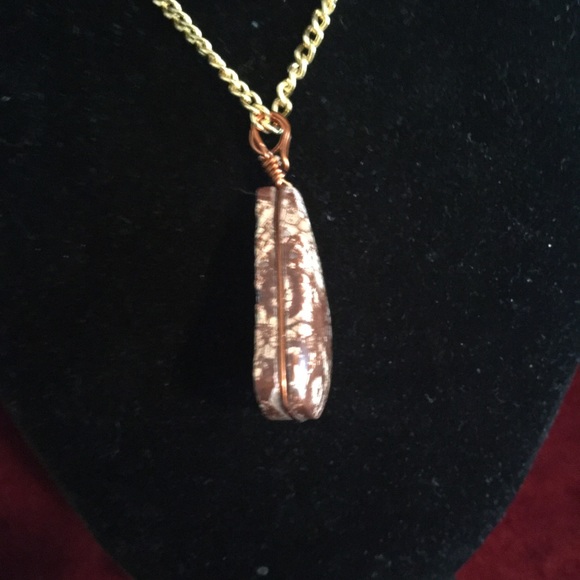 🩸FLOWER JASPER NECKLACE🩸 - Picture 5 of 7